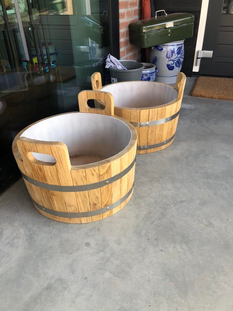 2 nieuwe voetenbad bakken voor de sauna, Ophalen, Zo goed als nieuw
