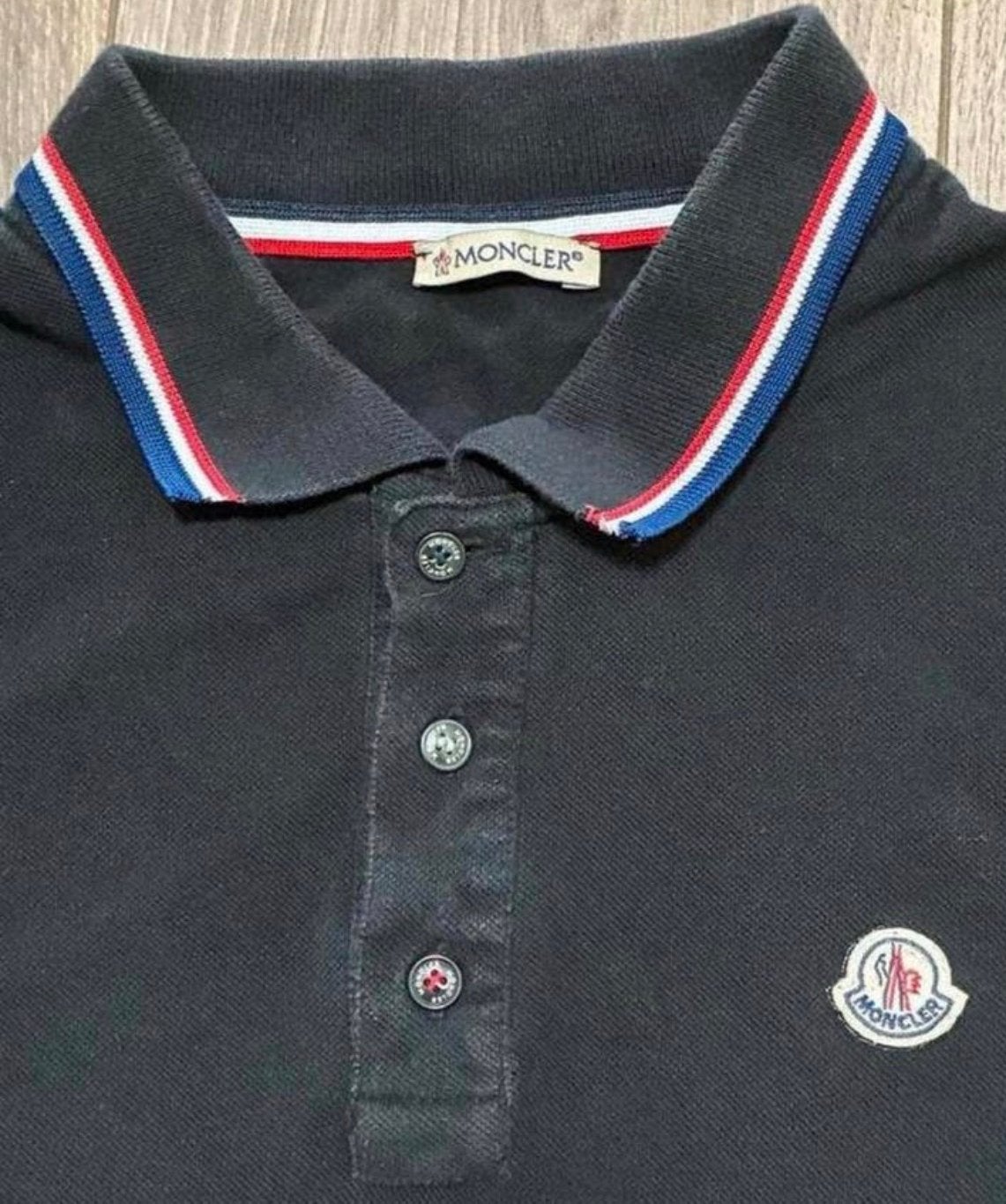 Originele Moncler polo, Ophalen, Zo goed als nieuw, Maat 48/50 (M), Zwart