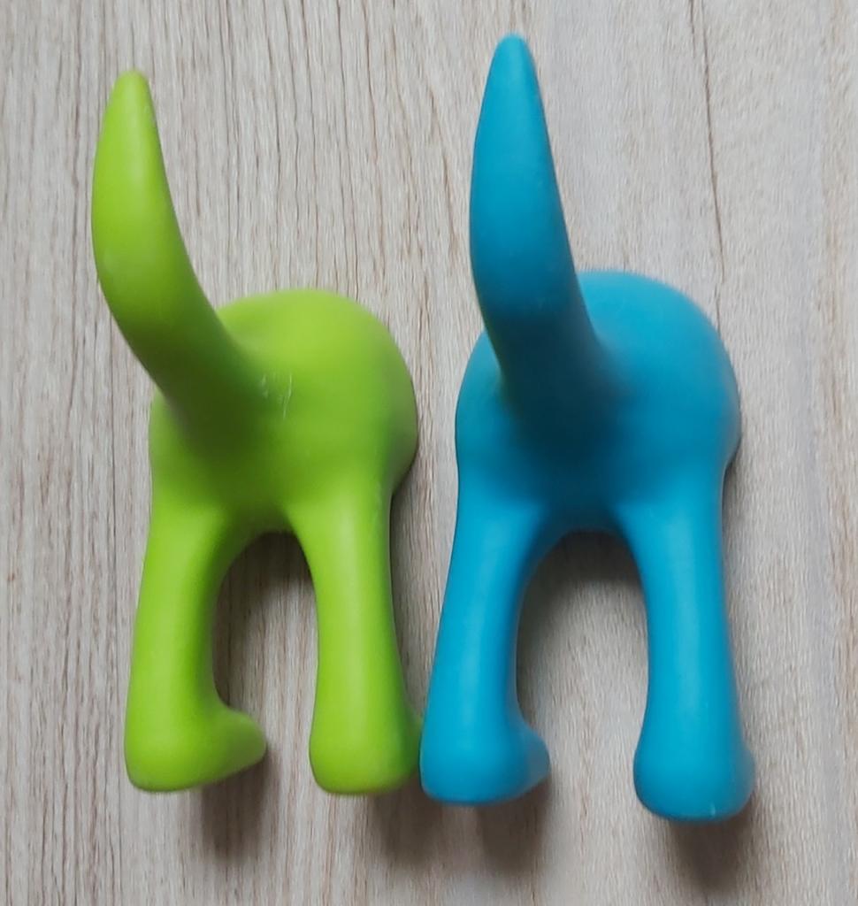 Te koop: 2 IKEA BÄSTIS Hondenstaart Haken, Ophalen, Gebruikt, Kunststof