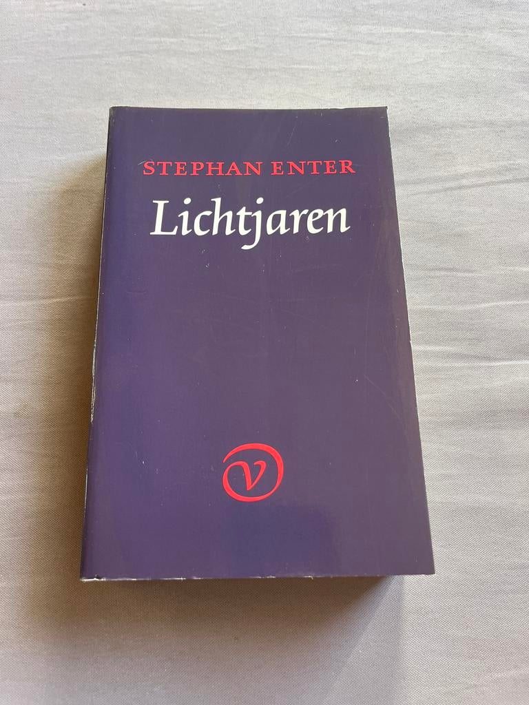 Lichtjaren - Stephan Enter, Boeken, Ophalen of Verzenden, Gelezen, Nederland