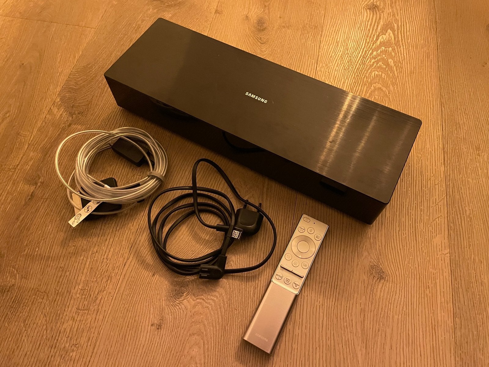 ZGAN One Connect Box SOC1002R Samsung