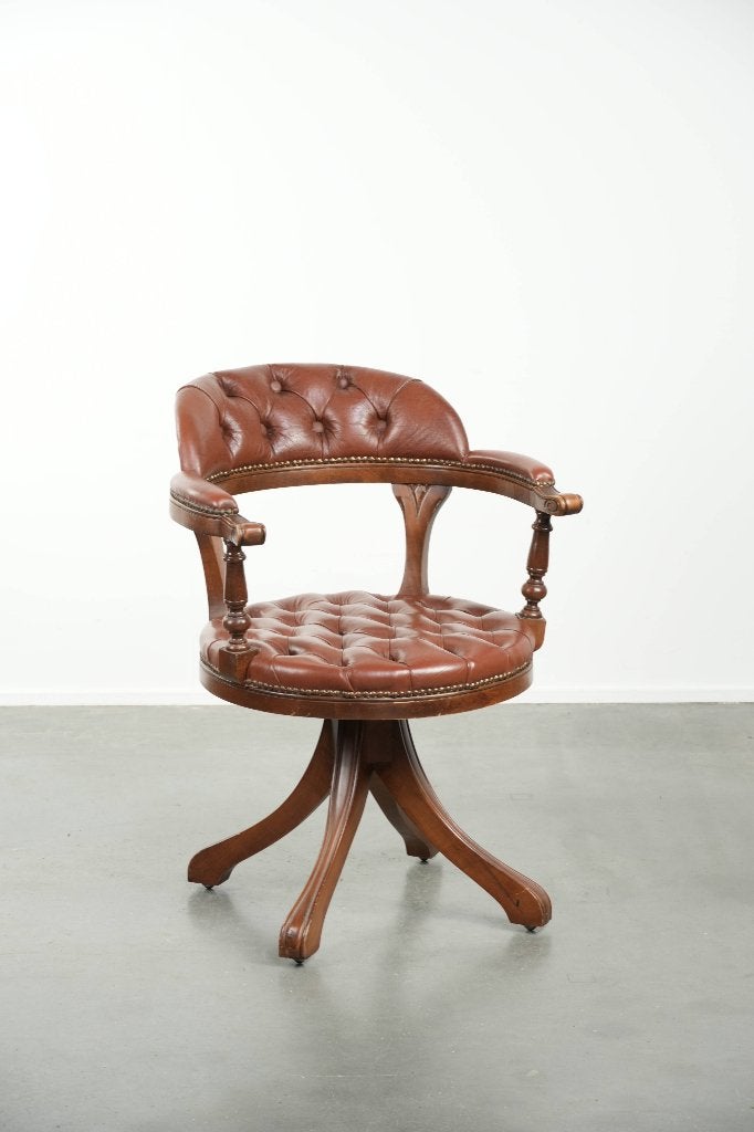 Rundleren draaibare Engelse stijl chesterfield bureaustoel, Ophalen