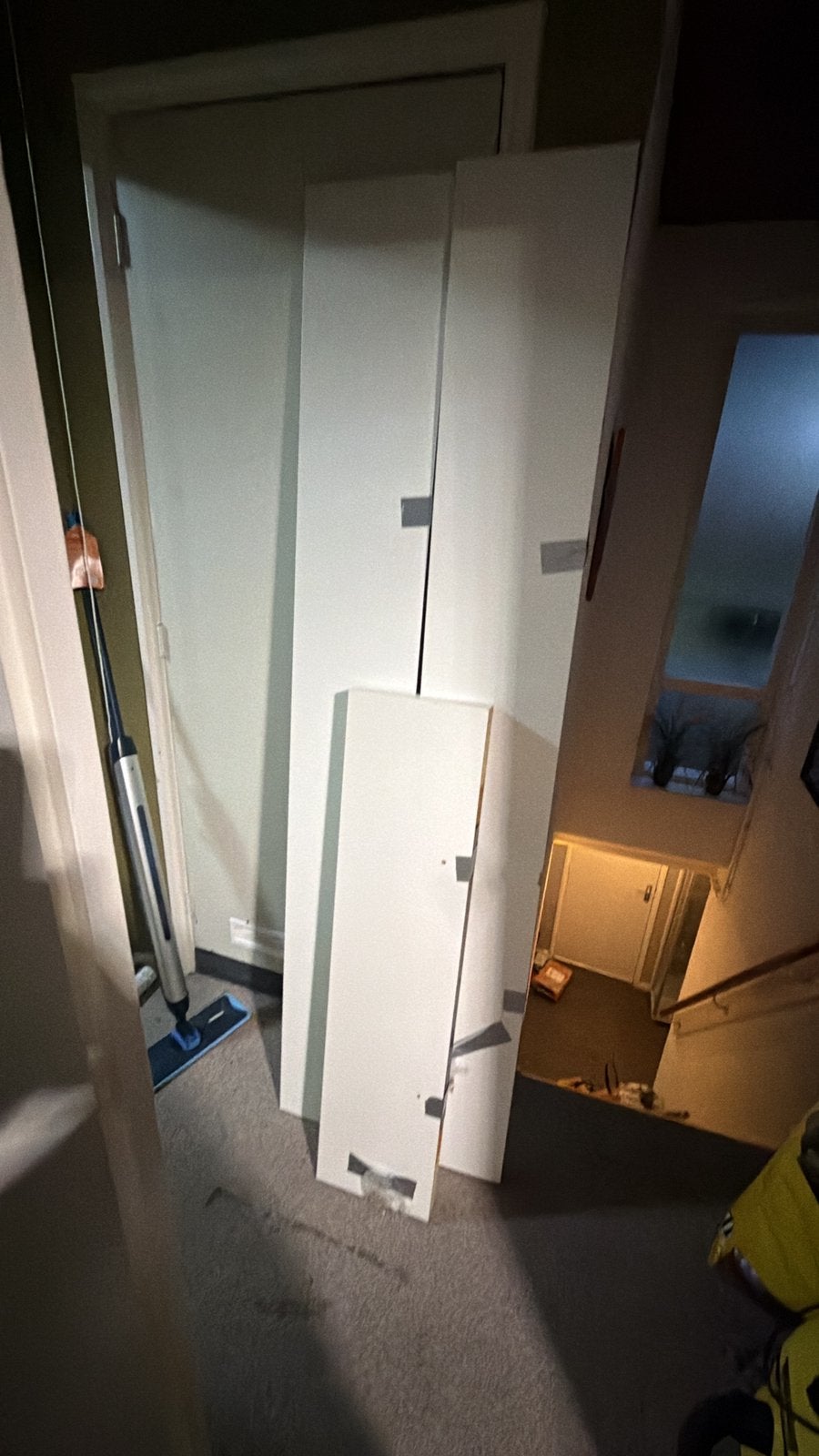 Gratis 3 witte Ikea wandplanken, Ophalen, Gebruikt
