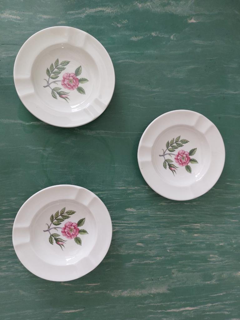 Set van 3 Wedgwood Rosalind asbakken met roosdecor, Ophalen of Verzenden