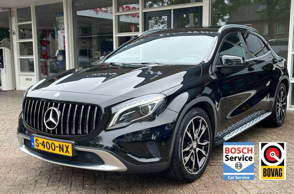 Mercedes GLA-klasse 200 Prestige Xenon/Led, Pano, Bluetooth,, Auto's, Voorwielaandrijving, Bluetooth, Gebruikt, Zwart