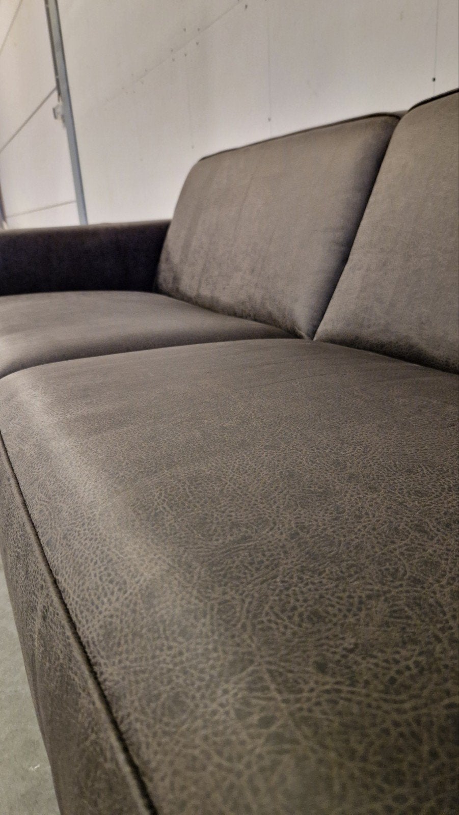 Foto 12 van Moderne 3-Zits Bank Bruin Microleder 217x95 – Top Staat