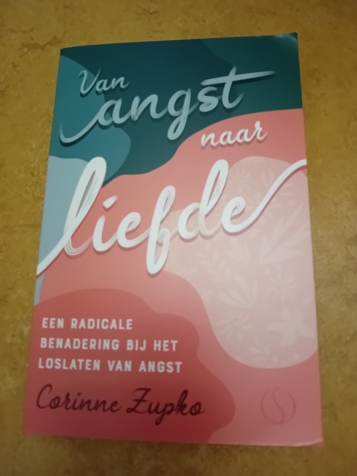 Van Angst naar Liefde - Corinne Zupko, Ophalen of Verzenden, Gelezen, Overige onderwerpen, Corinne Zupko