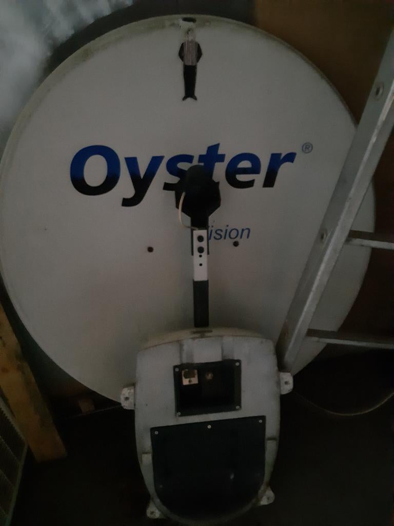Oyster Vision II Schotelantenne voor camper of caravan, Ophalen, Gebruikt