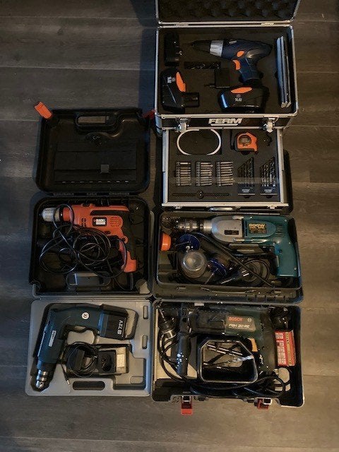 Partij van 5 boormachines Bosch Makita FERM Black & Decker, Ophalen, 400 tot 600 watt, Boormachine