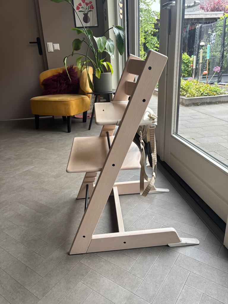 Stokke Tripp Trapp + tuigje, Kinderen en Baby's, Kinderstoelen, Ophalen, Gebruikt, Meegroeistoel