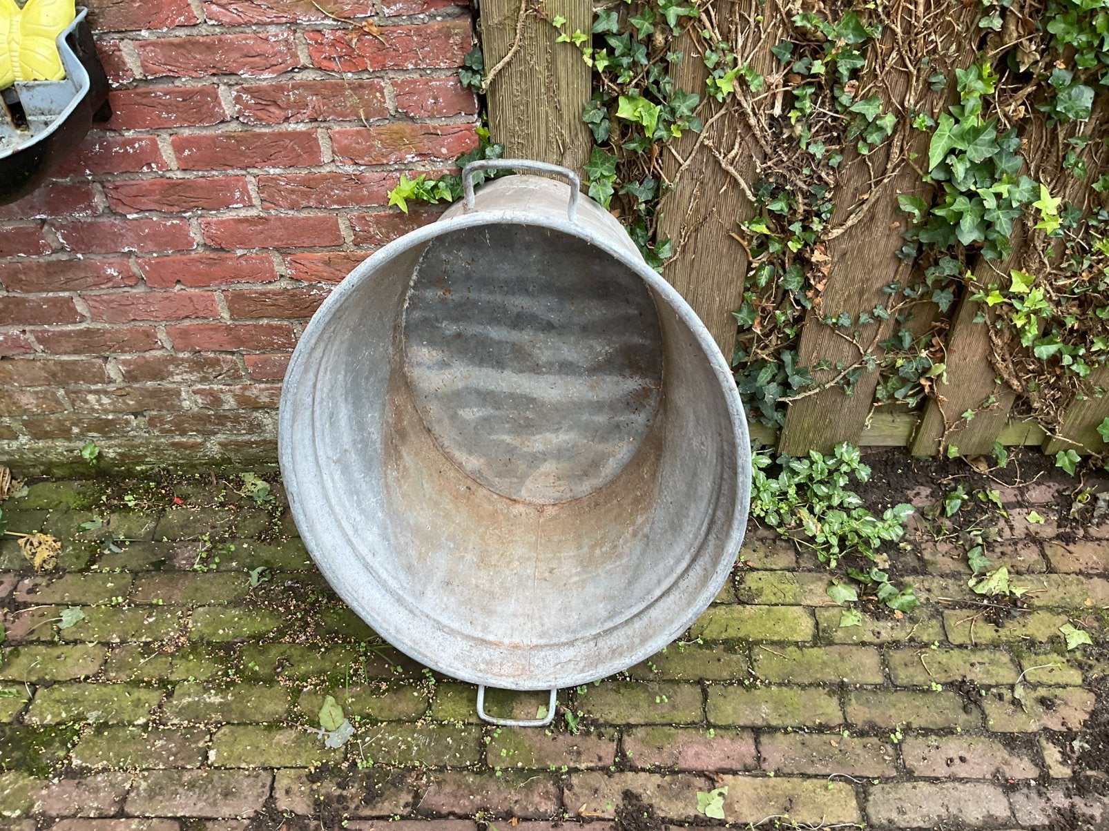 Wegens verhuizing grote zinken teil, Ophalen, Gebruikt