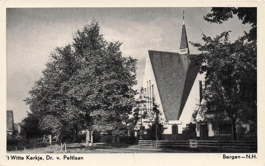 702-193-017 t Witte Kerkje Dr V Peltlaan Bergen N.H., Verzenden, Voor 1920, Noord-Holland