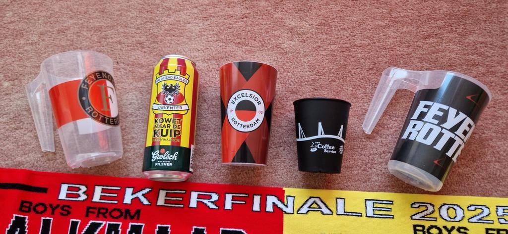 AZ. Go Ahead Eagles. WillemII. Excelsior. Feyenoord, Ophalen