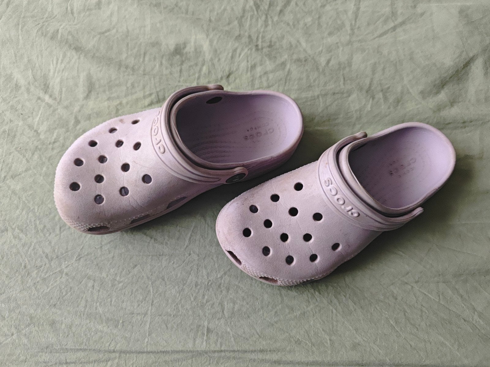 Paarse Crocs C13 maat 30-31, Gebruikt, Crocs, Jongen of Meisje, Schoenen