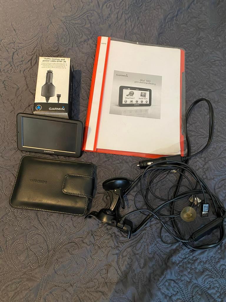 Garmin dezl 560 navigatiesysteem met accessoires, Auto diversen, Autonavigatie, Ophalen, Gebruikt