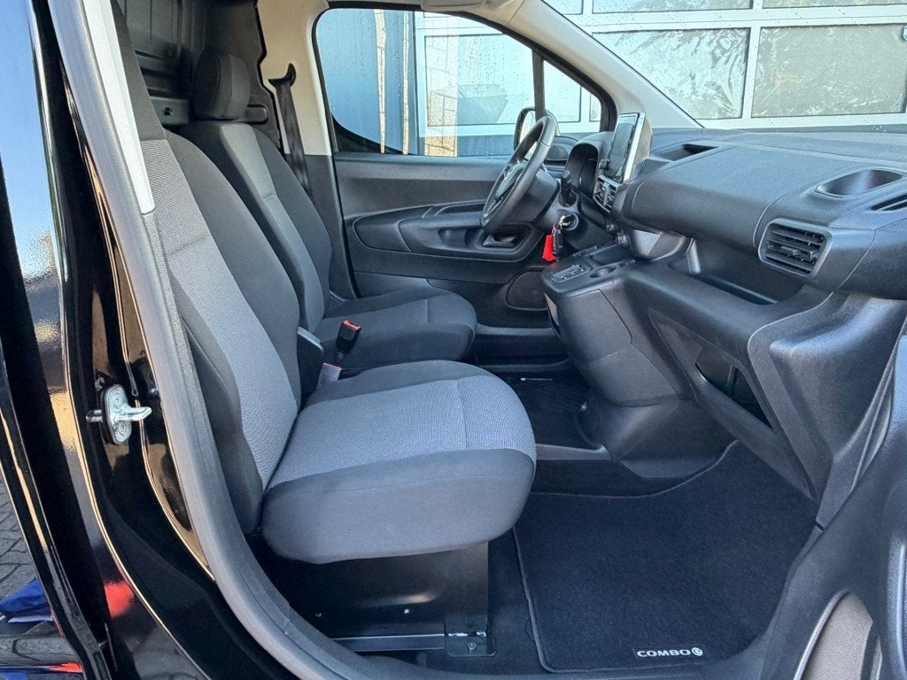 Opel COMBO-E 136PK Electric 50kWh Snelladen 275km WLTP / Mul, Automaat, Opel, 2 stoelen, Te koop