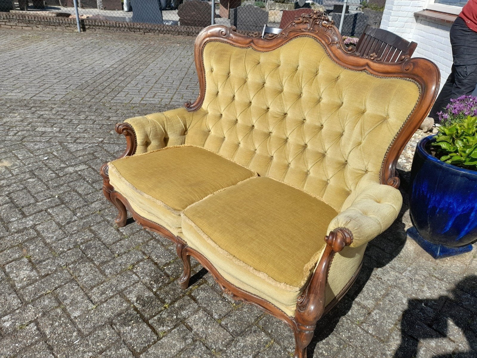 Nette barok bankje, Ophalen