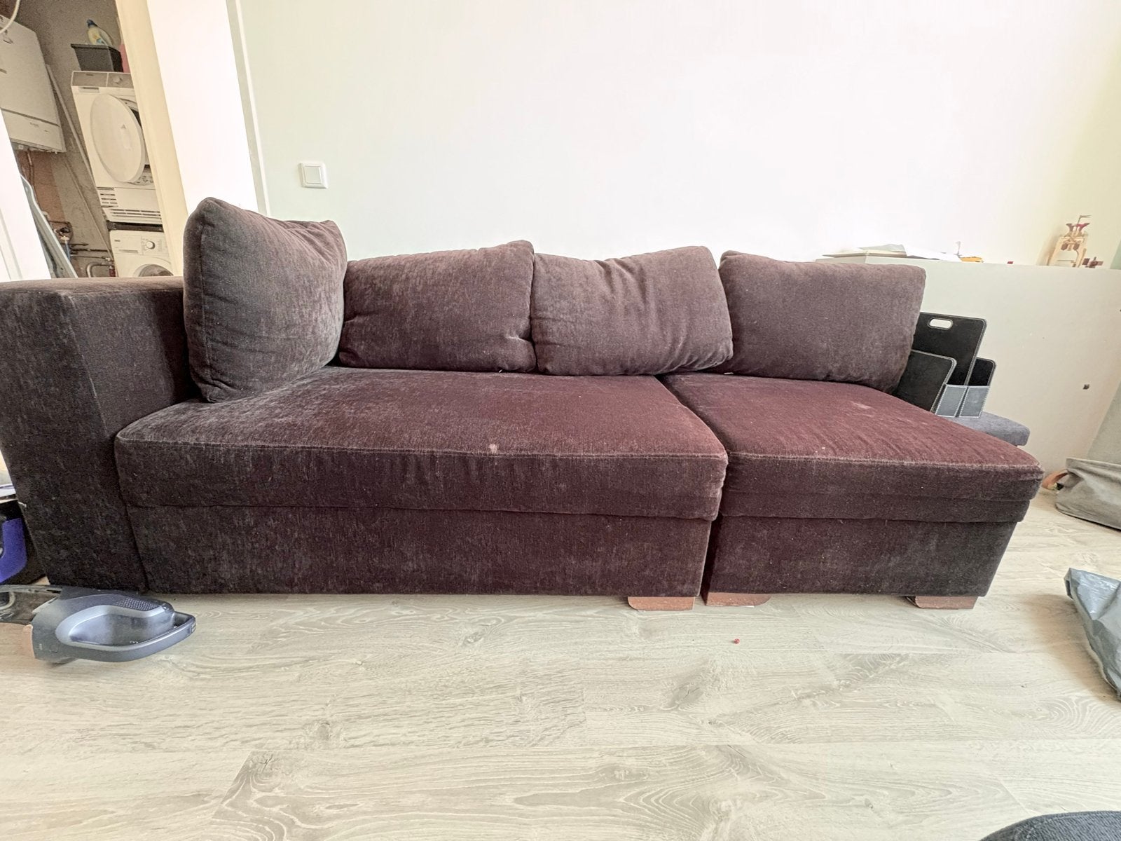 Comfortabele zwarte hoekbank, Ophalen, 250 tot 300 cm, Gebruikt, Hoekbank