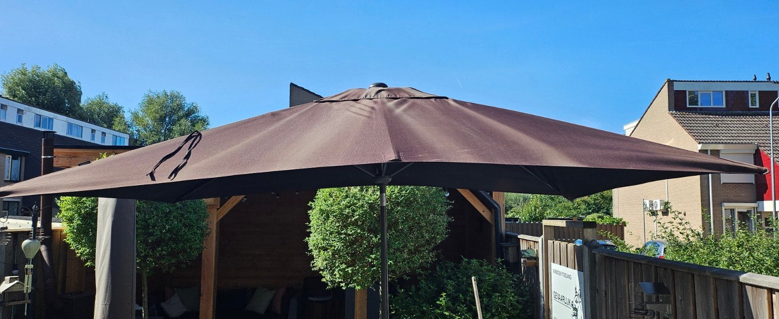 Grote parasol zwart met voet en hoes, Tuin en Terras, Parasols, Ophalen, 2 tot 3 meter, Stokparasol, Verstelbaar