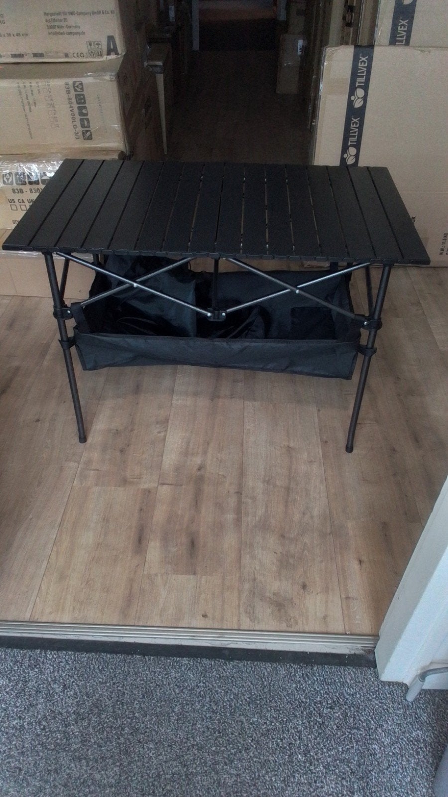 Opvouwbare campingtafel met opbergnet - Nieuw, Campingtafel, Nieuw, Ophalen of Verzenden, Onbekend