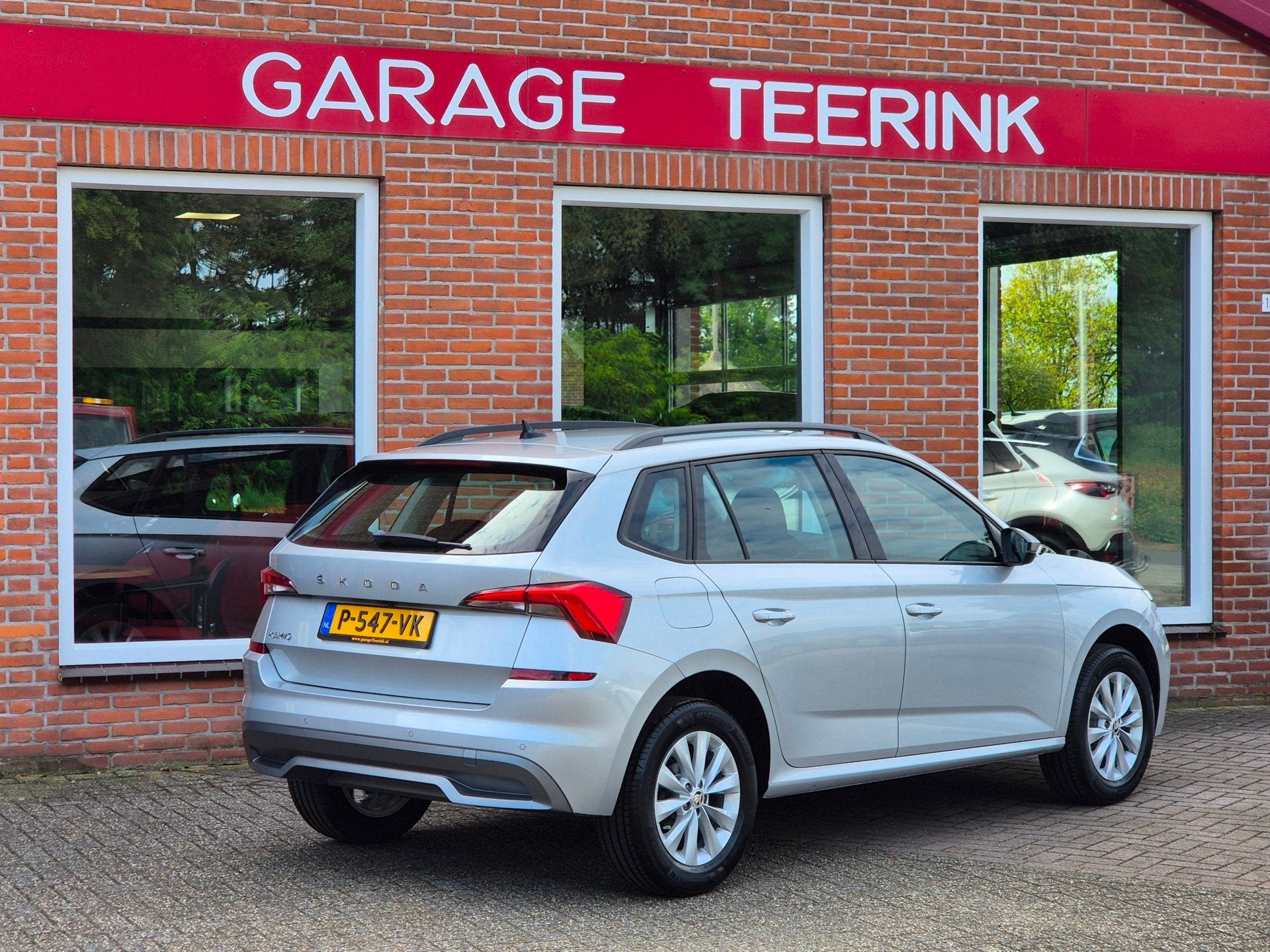 Skoda Kamiq 1.0 TSI Active 95PK 5drs airco, adapt.cruise, lm, Stof, Gebruikt, Euro 6, 95 pk