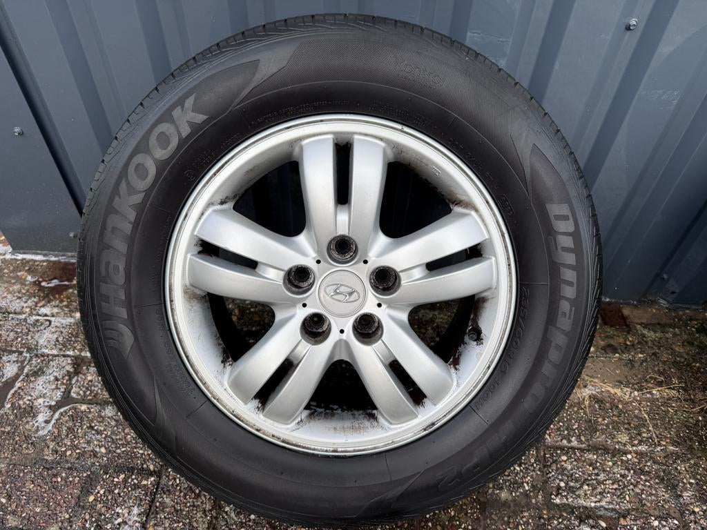 Hyundai Tucson originele velgen + banden – 16 inch, Ophalen, 16 inch, Banden en Velgen, 235 mm