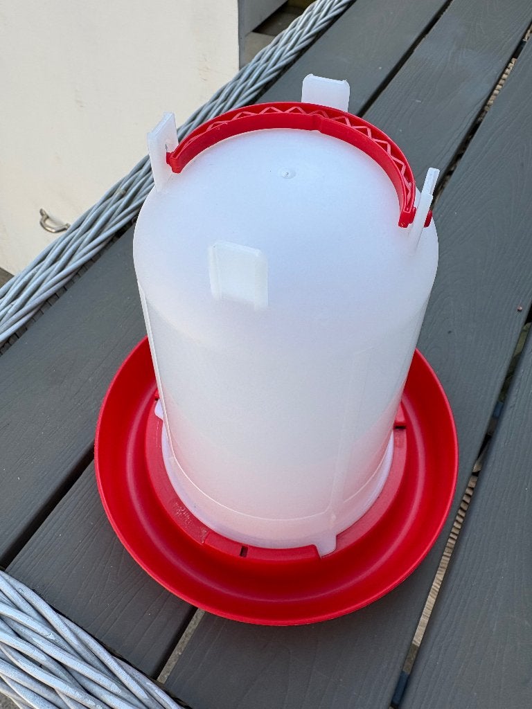 Voer silo en water, Ophalen of Verzenden, Zo goed als nieuw, Eten en Drinken