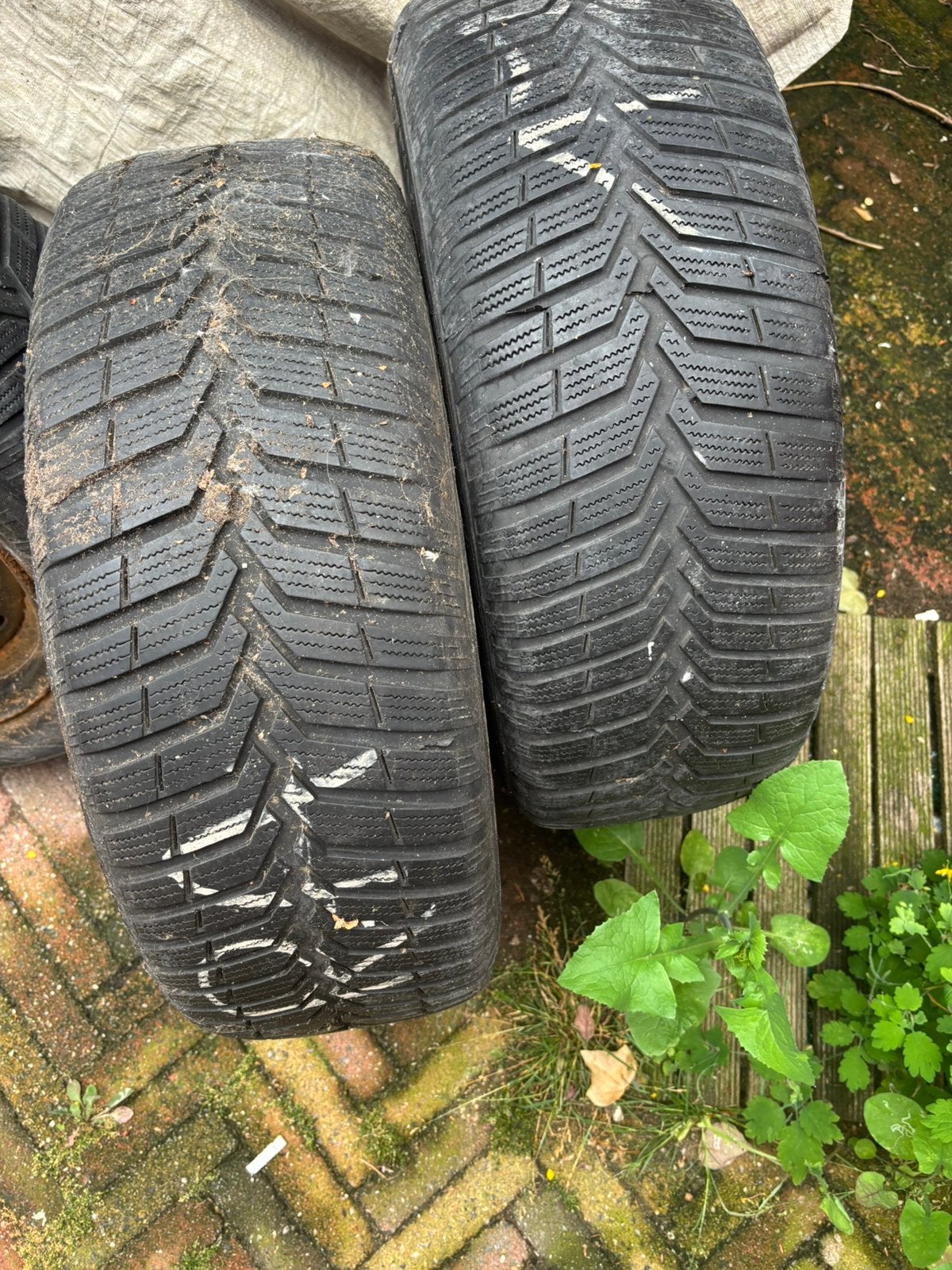 4 x Vredestein winterband SnowTrack type 03 voor Volvo V70, Ophalen of Verzenden, Gebruikt