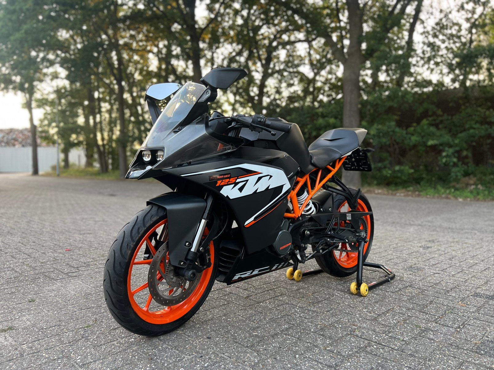KTM RC 125 2016 - 11kW A1 NL, Sportuitlaat, Super Sport, 125 cc, 11 kW of minder