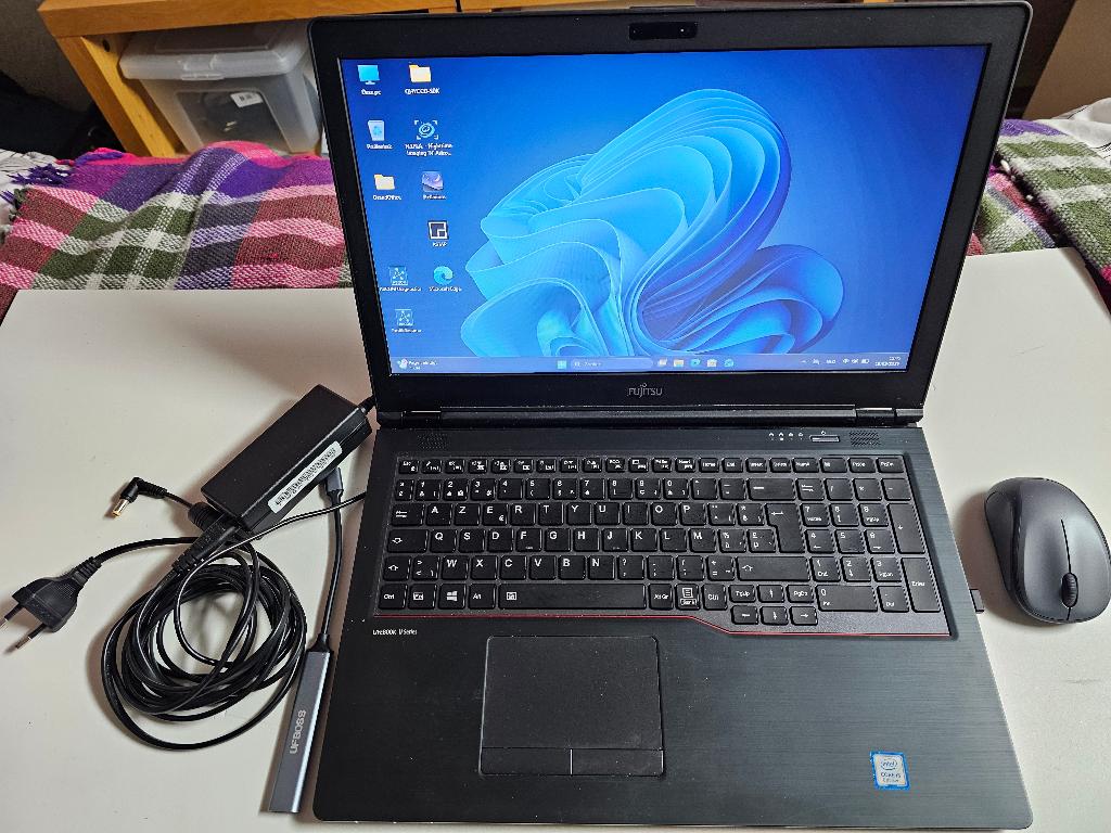 Fujitsu Lifebook U759 i5 preinstalled voor astrofotografie, 2 tot 3 Ghz, 15 inch, Refurbished, SSD
