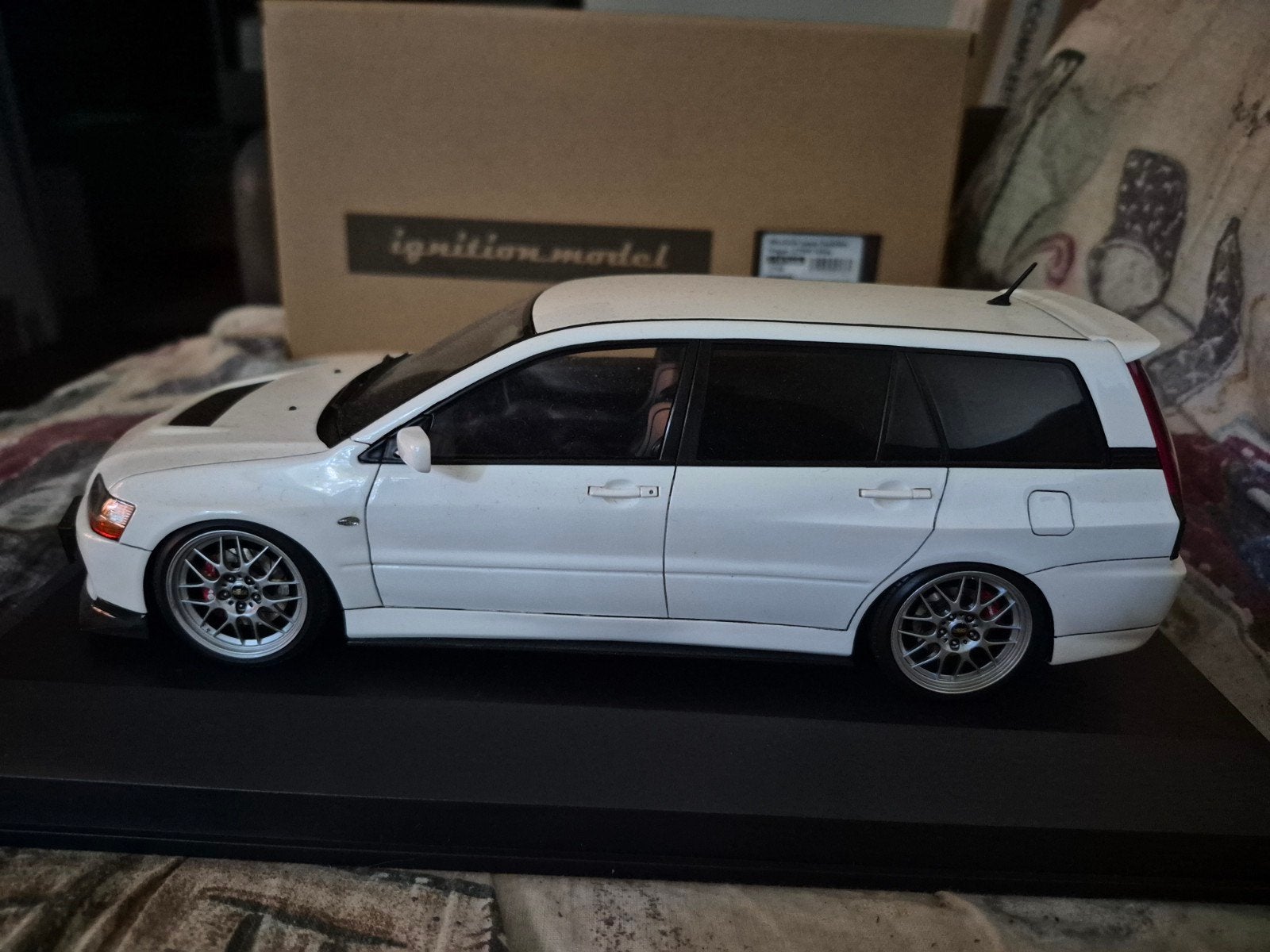 Ignition Model Mitsubishi Lancer Evolution Wagon (CT9W) Wit, Hobby en Vrije tijd, Ophalen of Verzenden, Zo goed als nieuw, Auto