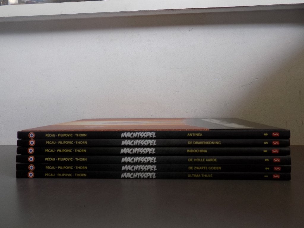 Machtsspel ~ Complete serie hardcovers 1 t/m 6 + 2 Box'n, Complete serie of reeks, Ophalen of Verzenden, Zo goed als nieuw
