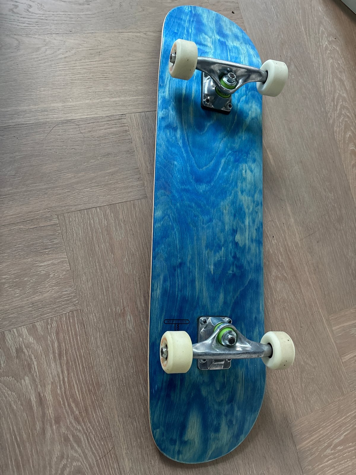 Skateboard - Blauw met witte wielen, Ophalen of Verzenden, Zo goed als nieuw, Skateboard