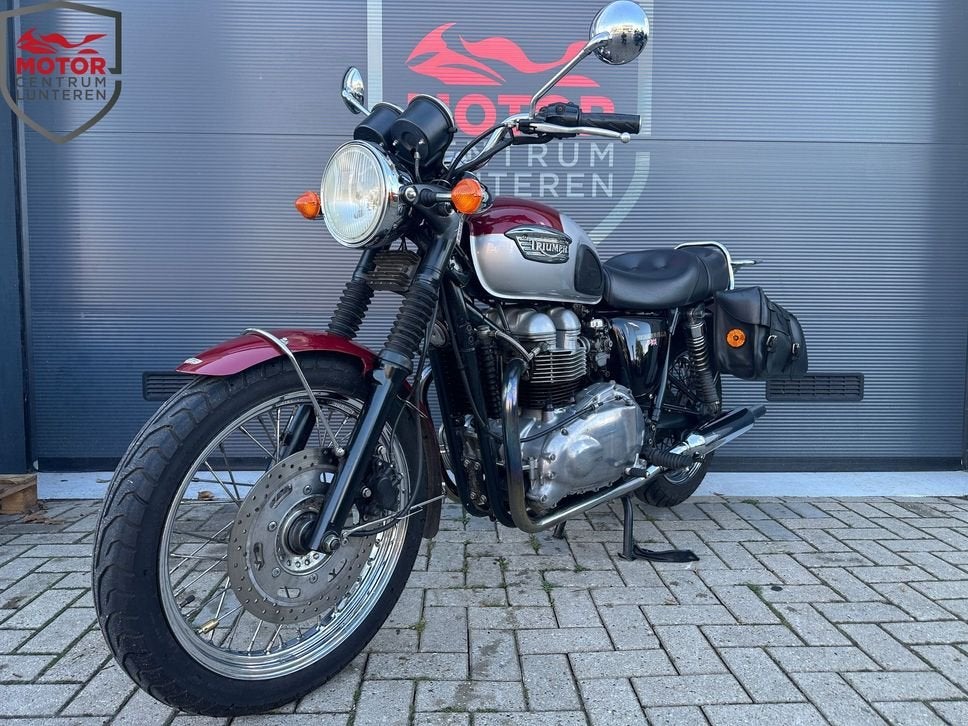 TRIUMPH BONNEVILLE 800 (bj 2002), 2 cilinders, 790 cc, Bedrijf, Onbekend