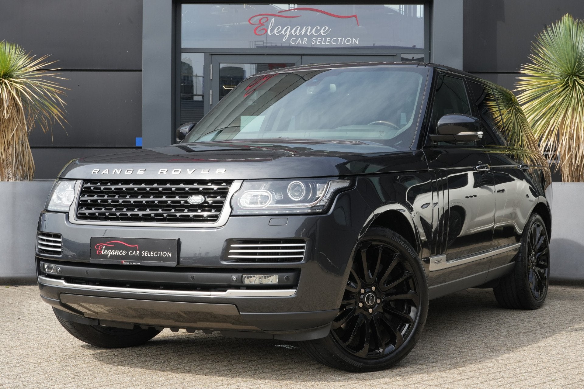 Land Rover Range Rover 3.0 SDV6 Hybrid Autobiography 340pk P, Auto's, Land Rover, Automaat, Euro 5, Gebruikt, Zwart