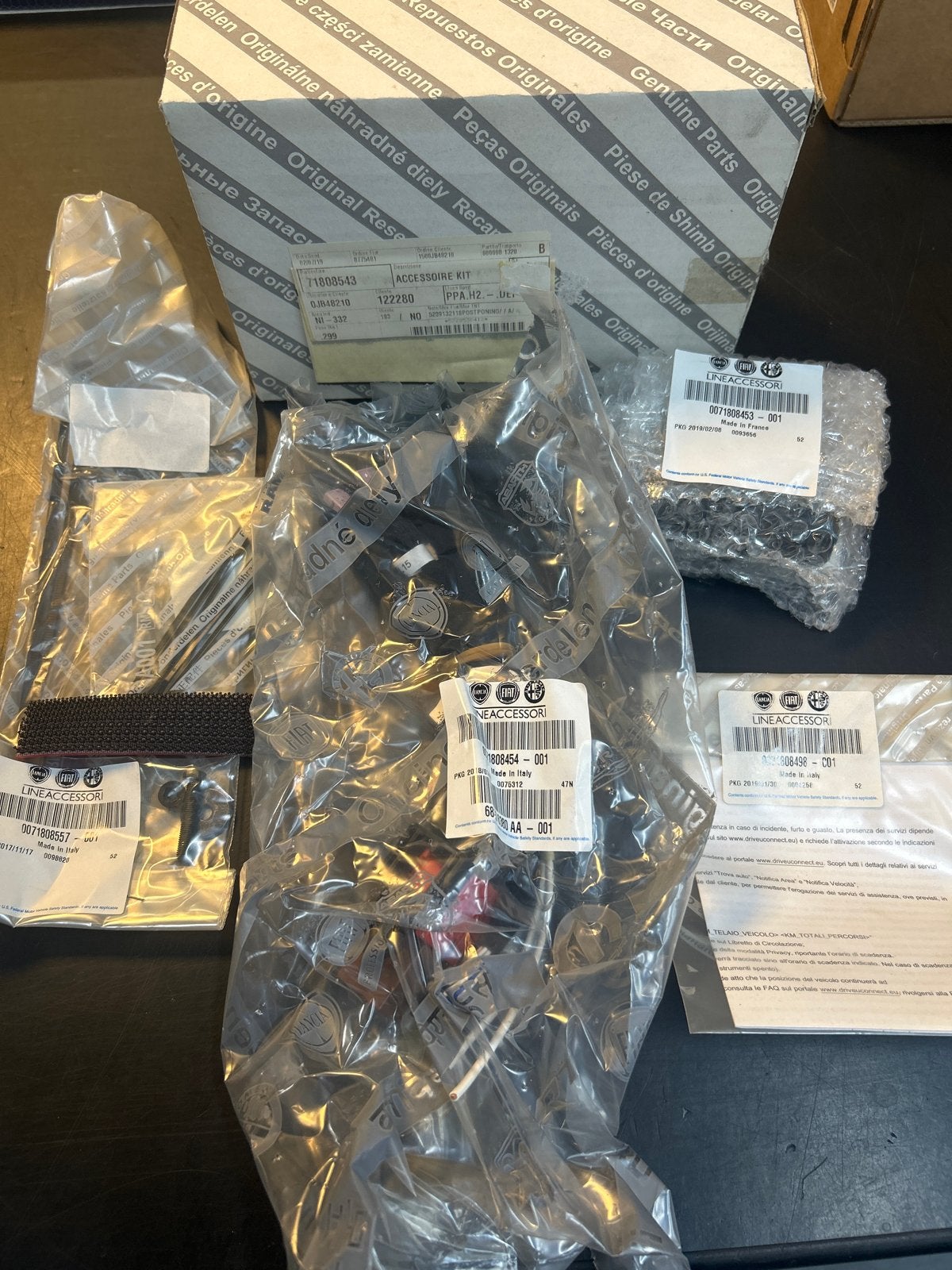 Originele Accessoire Kit Fiat 500/L, Alfa Romeo, Lancia, Ophalen of Verzenden, Nieuw