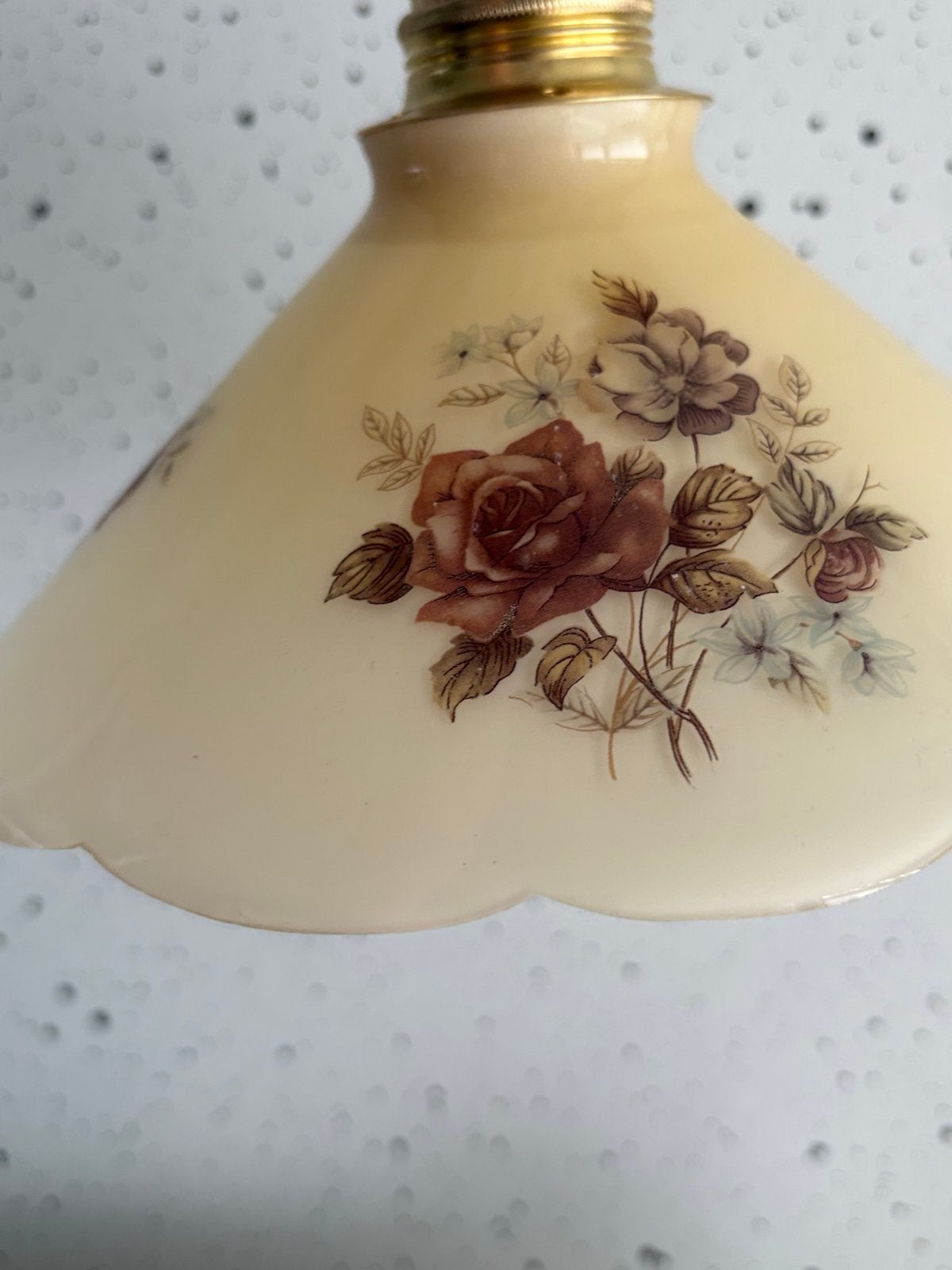 Vintage opaline glazen lamp kapje met bloemmotief, Overige merken, Gebruikt, Beige, Glas