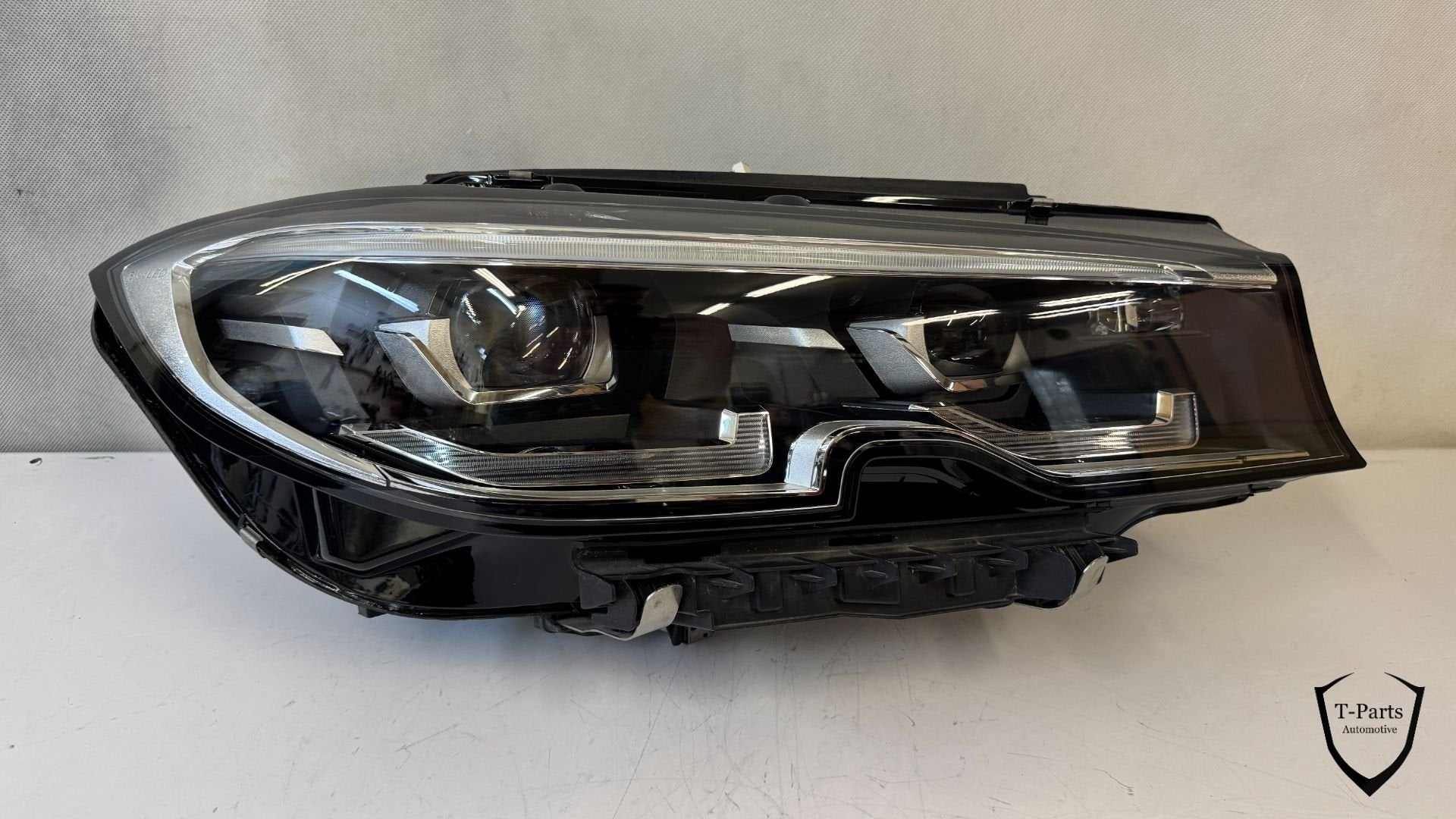 bmw 3 serie G20 koplamp rechts 948170208 lamp A8948170208, Auto-onderdelen, Verlichting, Petuelring 130
80788  Munich, DE, Gebruikt