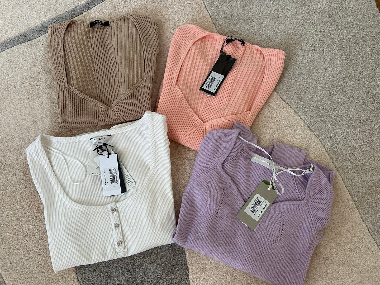 4 Guess tops nieuw maat L, Kleding | Dames, T-shirts, Zwart, Maat 42/44 (L), Nieuw, Ophalen of Verzenden