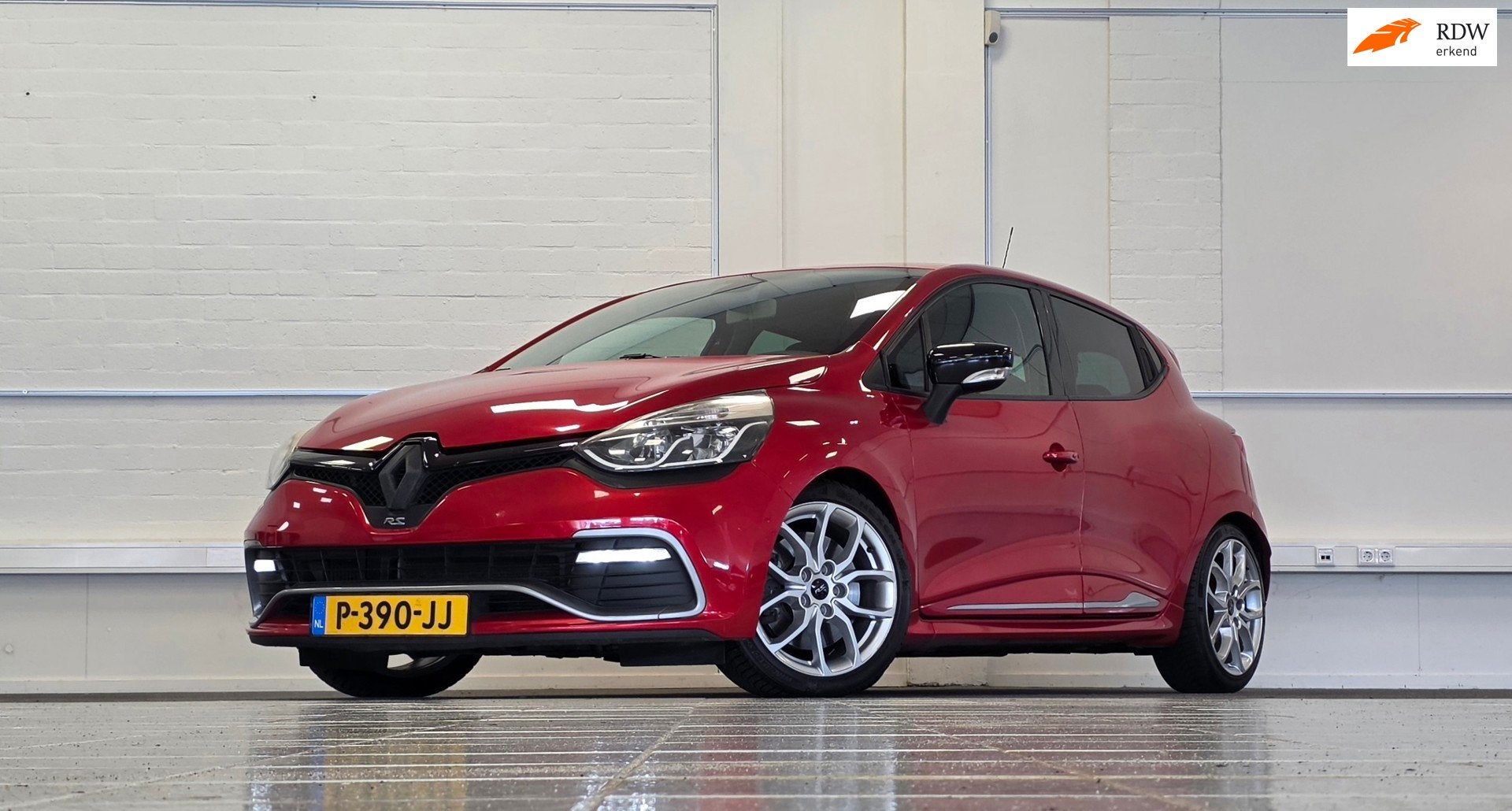 Renault Clio 1.6 R.S. 200PK Navigatie, Auto's, Euro 5, Gebruikt, Zwart, 4 cilinders