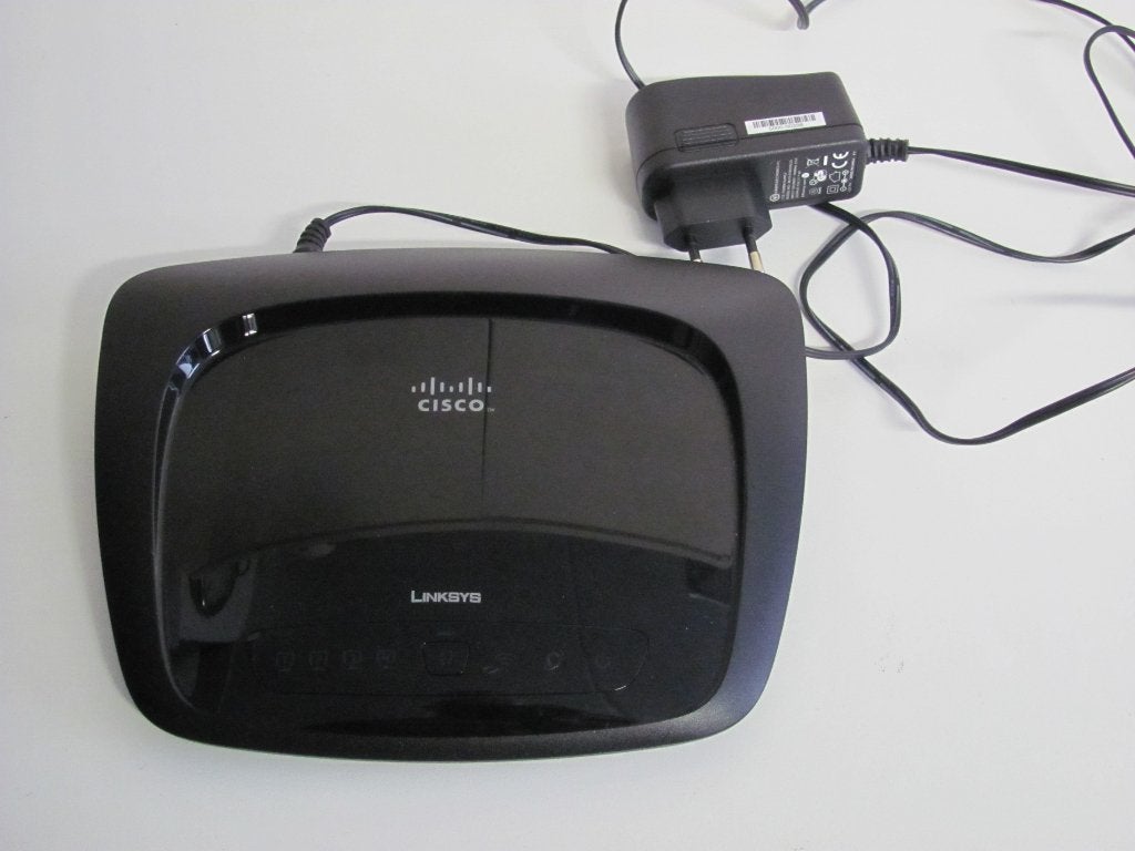 Cisco `linksys Wireless-N home router wrt120n, Ophalen of Verzenden, Zo goed als nieuw, Router met modem, Linksys