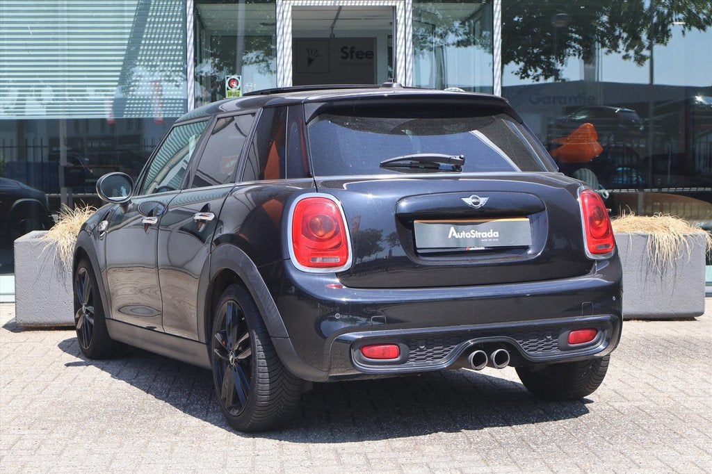 Mini Mini 2.0 COOPER S 192PK 5 DEURS I Pano I Stoelverwarmin, Auto's, Mini, 1998 cc, 1195 kg, Gebruikt, Met garantie (alle)