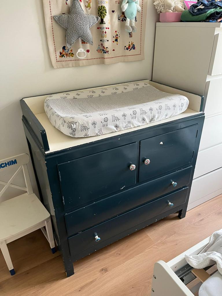 Blauwe commode, Kinderen en Baby's, Kinderkamer | Commodes en Kasten, Ophalen, 50 tot 70 cm, 90 tot 105 cm, 100 cm of meer