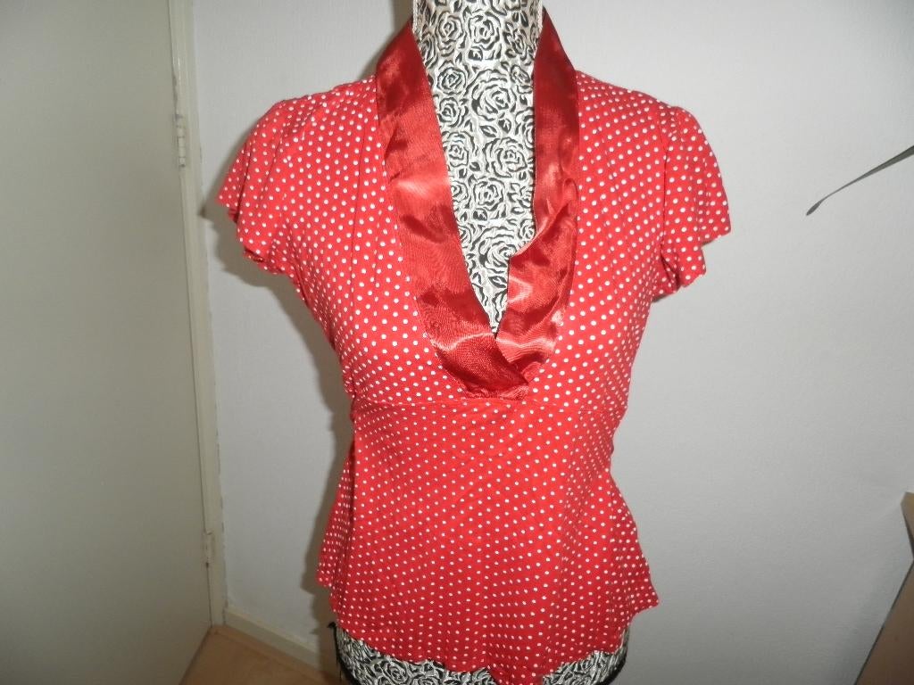 Bloesje, Kleding | Dames, Blouses en Tunieken, Ophalen of Verzenden, Zo goed als nieuw, Maat 42/44 (L)