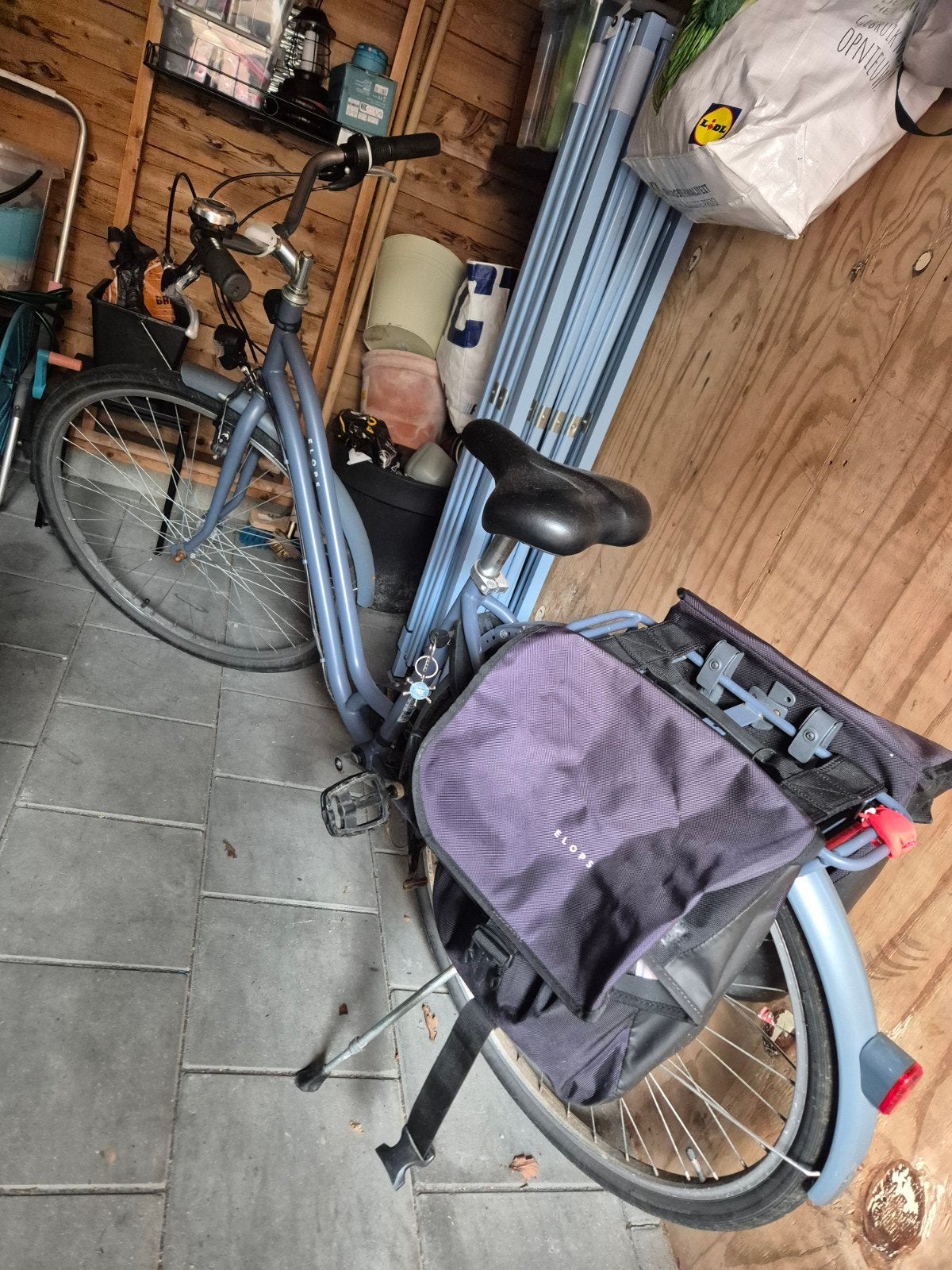 Elops stadsfiets 28 inch - Lichtblauw (remmen defect), Overige merken, Velgrem, Ophalen of Verzenden, 53 tot 56 cm