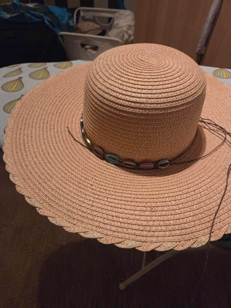 Lichtroze strandhoed, Kleding | Dames, Hoeden en Petten, Ophalen of Verzenden, Nieuw, One size fits all, Hoed