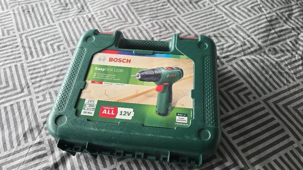 NIEUW Bosch accuschroefboormachine EasyDrill 1200, Ophalen of Verzenden, Nieuw, Boor- en Schroefmachine, Klopboormechanisme
