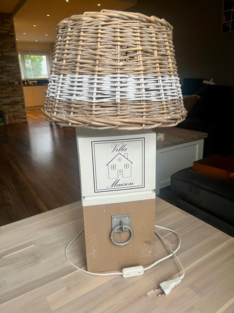 Villa Maison Tafellamp - 68 cm hoog, Ophalen, Gebruikt, Hout