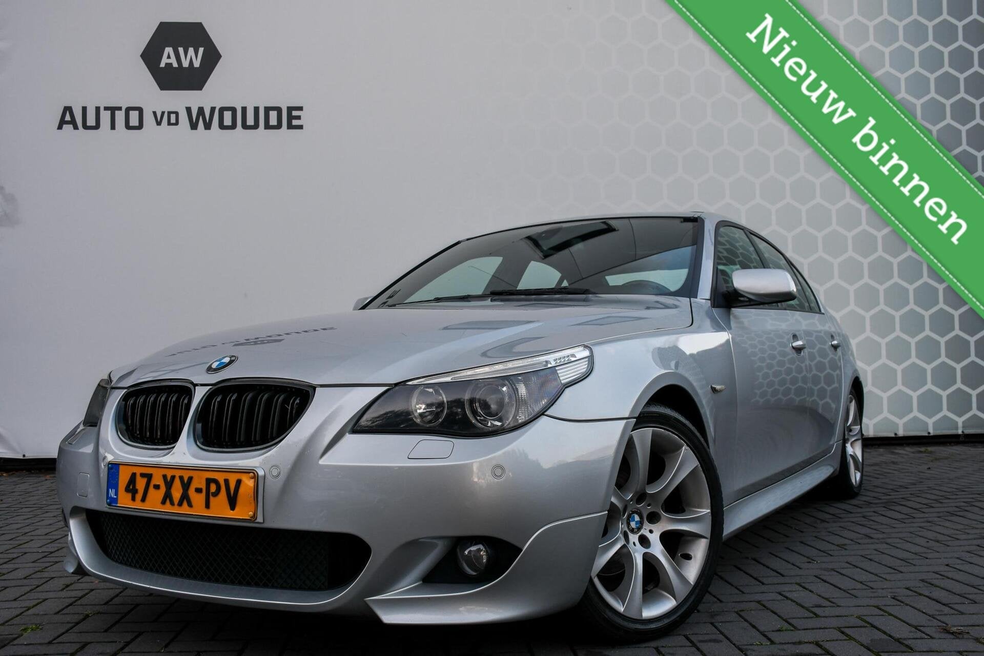 BMW 5-serie 523i High Executive Schuifdak M-pakket 6 cilinde, Auto's, Achterwielaandrijving, Gebruikt, Zwart, 2497 cc