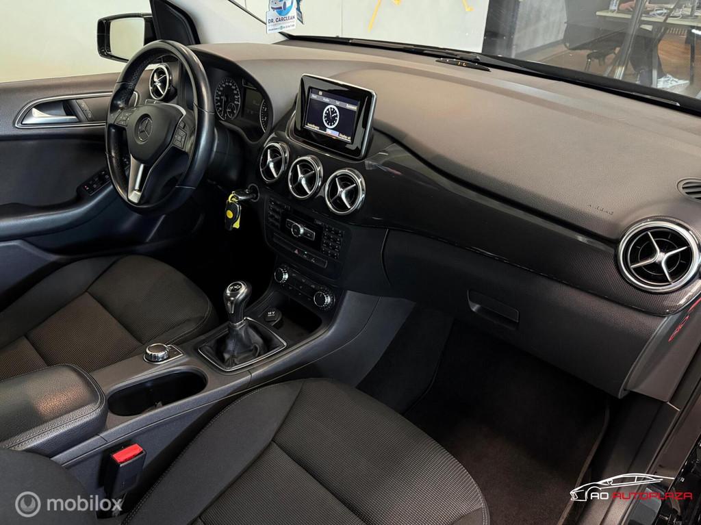 Mercedes B-klasse 180 Ambition Navi/LED/NAP, Auto's, Voorwielaandrijving, Euro 5, Stof, 4 cilinders